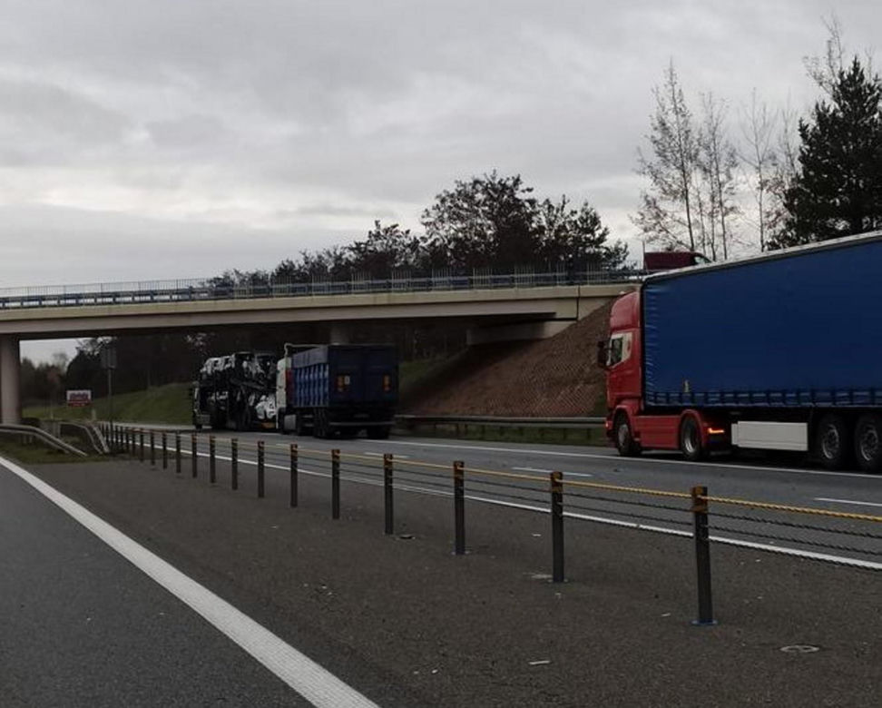 Horror na A4 rozbił rodzinę. 12-letnia Kalinka zginęła z ojcem, jej rodzeństwo walczy o życie