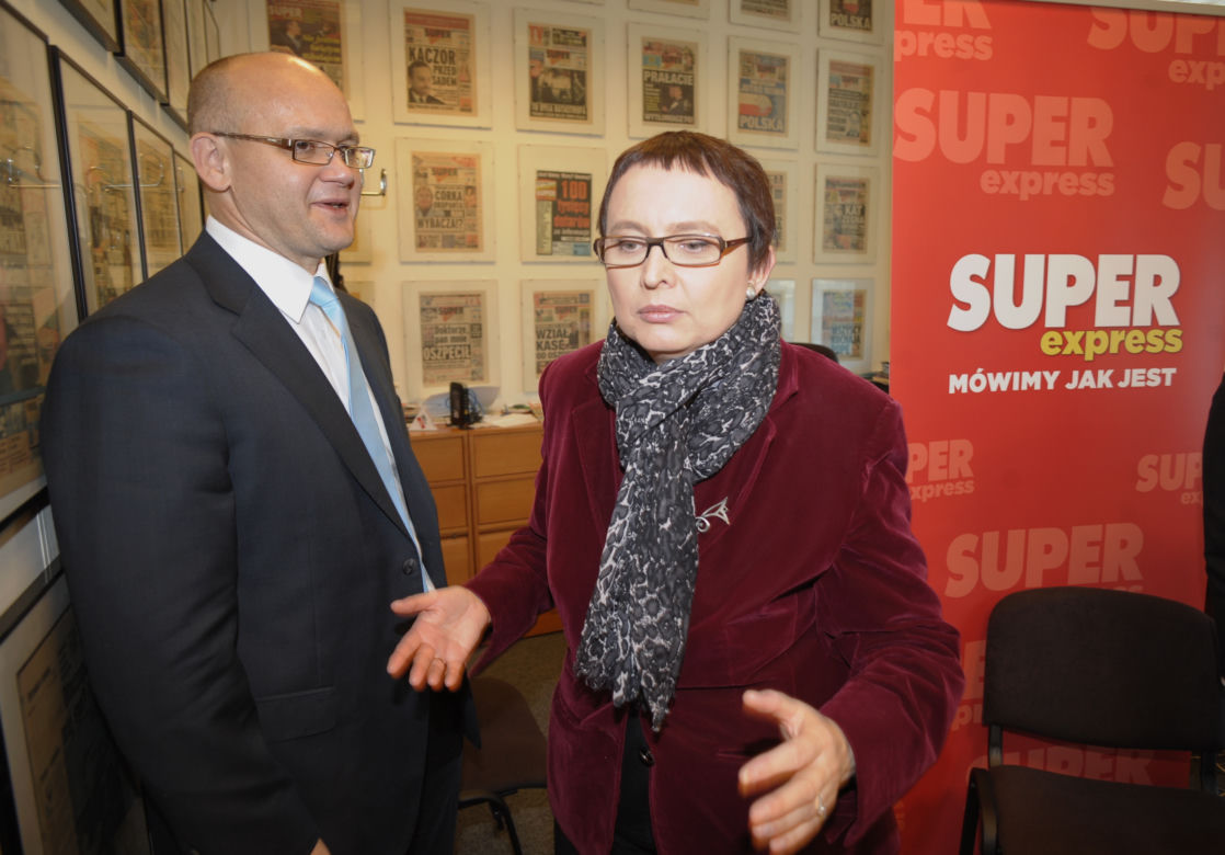 Katarzyna Hall w redakcji "SE": Super Express wywołał minister do tablicy