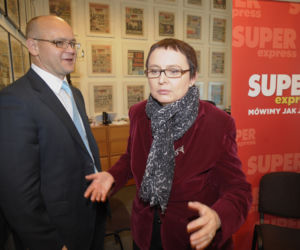 Katarzyna Hall w redakcji SE: Super Express wywołał minister do tablicy
