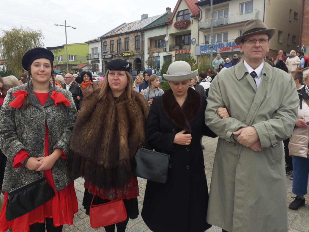 Polsko - żydowskie wesele na starachowickim Rynku - „Wierzbnickie meżaliany”