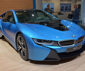 BMW i8