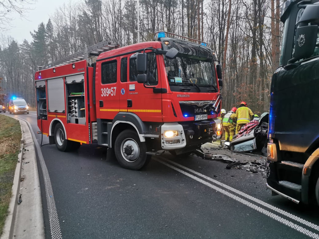 Cztery osoby ranne, w tym roczne dziecko. Wypadek na drodze Włoszakowice-Zaborówiec