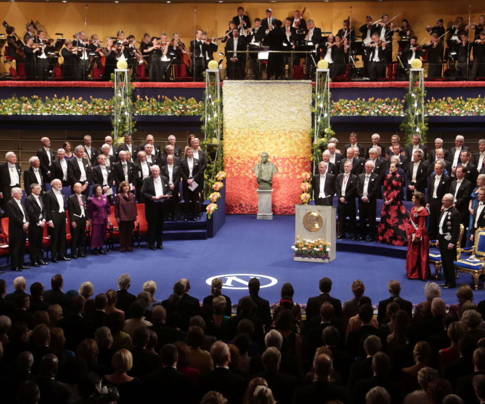 NOBEL Z EKONOMII 2016.