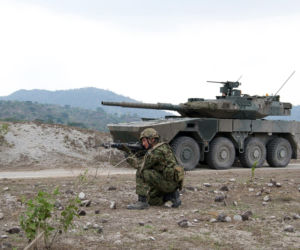 Koniec pacyfizmu? Biała księga obrony Japonii 2026 zapowiada rewolucję technologiczną i militarną
