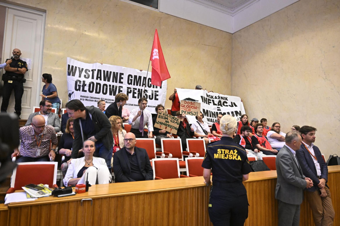 Trzaskowski z wotum zaufania za rządy w 2023 r. 