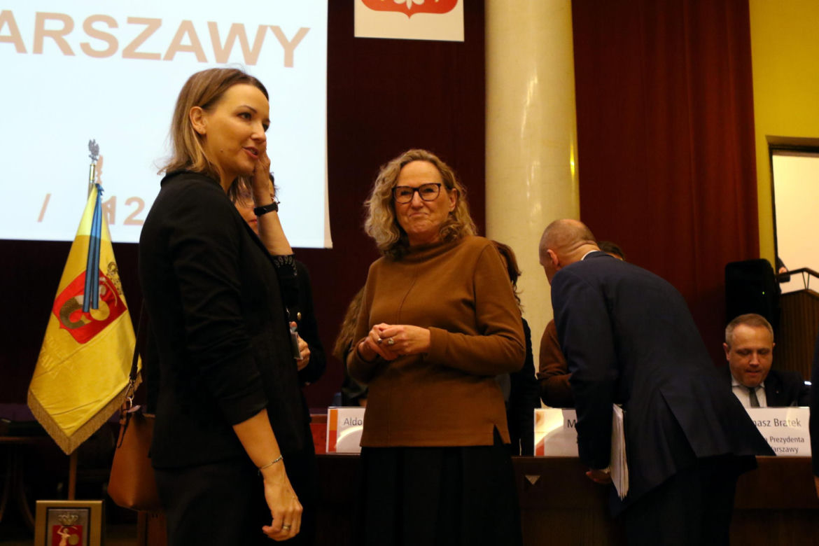 Rzeczniczka ratusza Monika Beuth i szefowa rady Ewa Malinowska-Grupińska