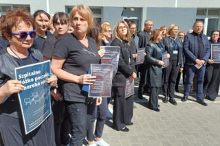 Czarny Tydzień w starachowickim szpitalu. 11:45 symboliczna „minuta ciszy”