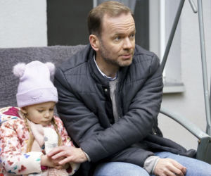 Barwy szczęścia odc. 2055. Maja (Lena Parol), Kazik (Grzegorz Mielczarek)