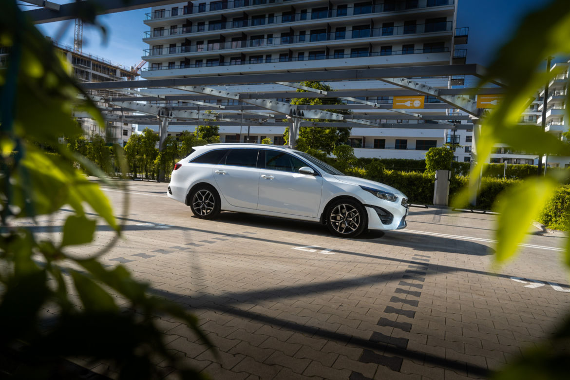 Kia Ceed SW 1.6 GDI PHEV Business Line