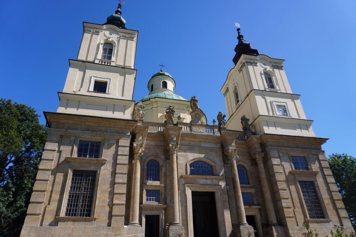 Klimontów. To miasto w woj. świętokrzyskim olśniewa średniowiecznym centrum