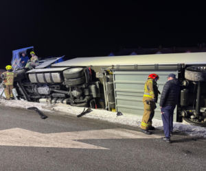 Wypadek w Chromnej. DK-2 zablokowana