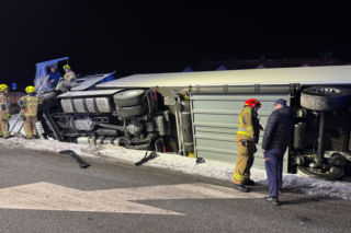 Wypadek w Chromnej. DK-2 zablokowana