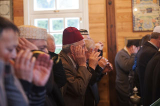 600 lat islamu w Polsce i żadnych zamieszek. Dlaczego?