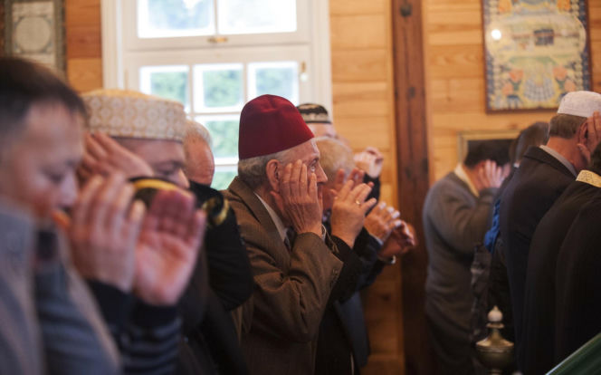 600 lat islamu w Polsce i żadnych zamieszek. Dlaczego?