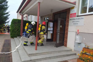 Dym i ewakuacje w szkołach powiatu iławskiego