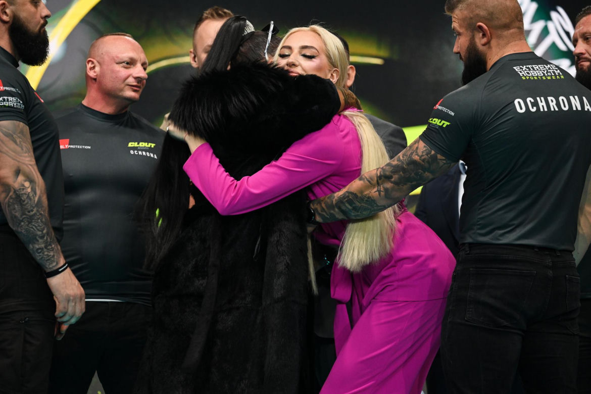 Caroline Derpieński na Clout MMA. Starła się z Laluną
