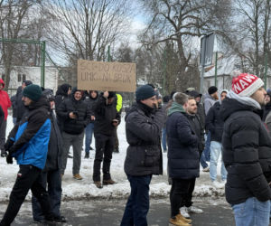 Protest przeciw Stefie Czystego Transportu w Krakowie