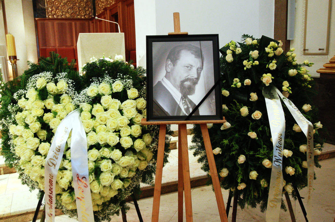 Powązki Wojskowe