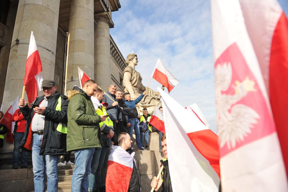Protest Rolników w Warszawie, gorąco pod PKiN