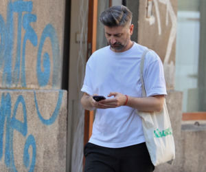 Krzysztof Śmiszek wybrał się do fryzjera