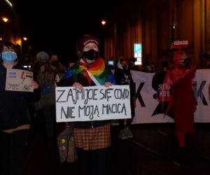 Tysiące osób protestowało w Krakowie po publikacji uzasadnienia wyroku w sprawie aborcji
