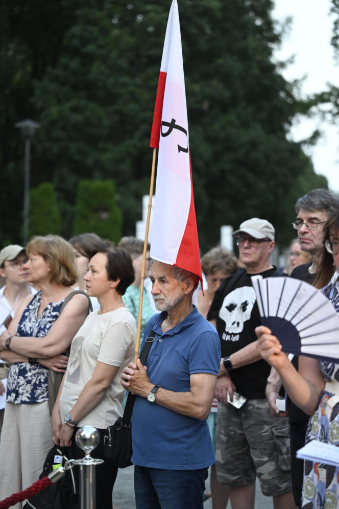 Uroczystości ku czci ofiar Rzezi Woli na Cmentarzu Powstańców Warszawy