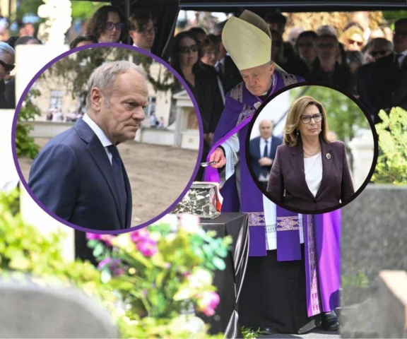 Donald Tusk i inni politycy na pogrzebie Andrzeja Olechowskiego. Oglądali symboliczne widoki