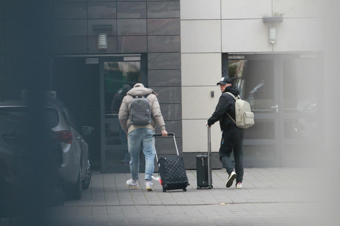 Przyjazd kadry do hotelu na zgrupowanie przed meczami z Czechami i Łotwą