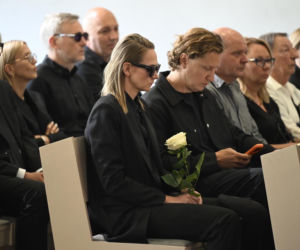 Politycy i dziennikarze na pogrzebie Andrzeja Morozowskiego