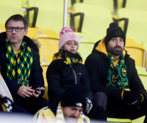 Kibice GKS Katowice dopingowali piłkarzy w meczu z Pogonią