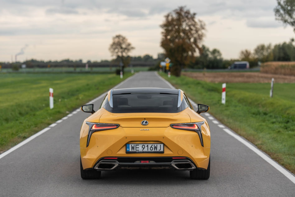 Lexus LC 500 Yellow Edition 5.0 V8