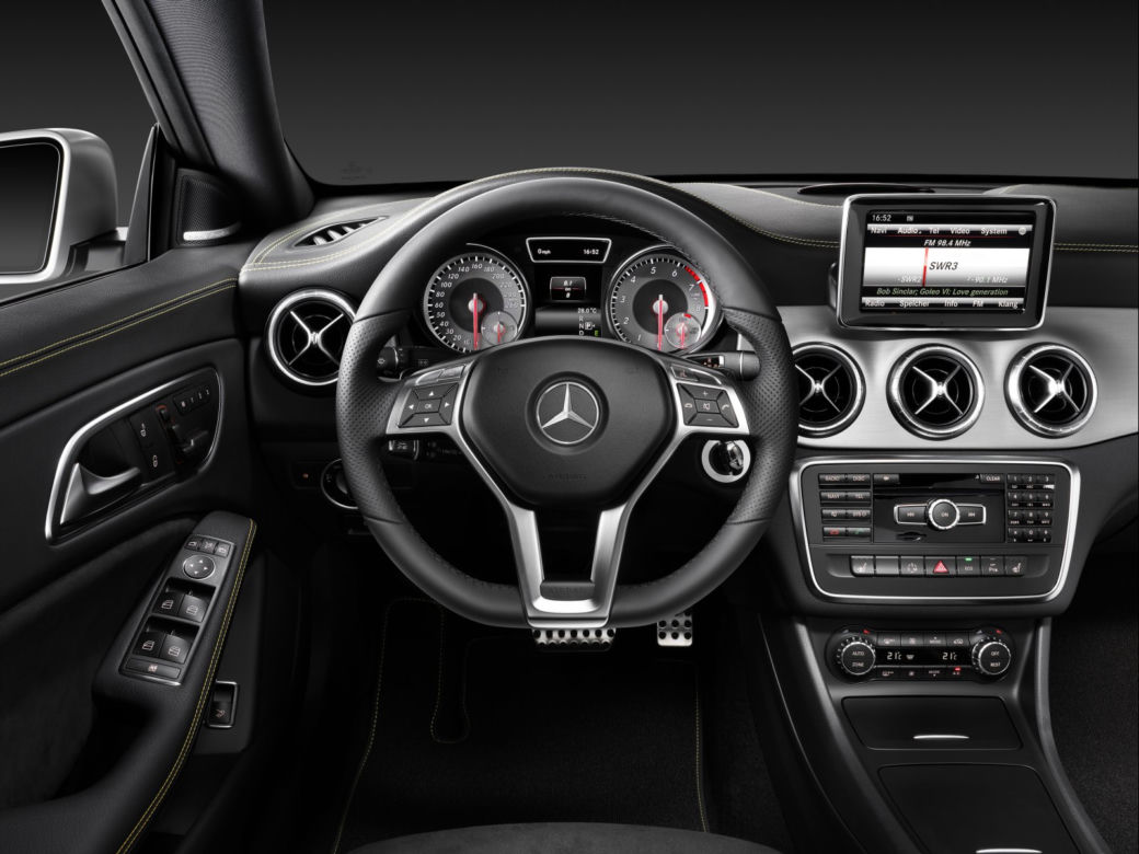 Mercedes-Benz CLA