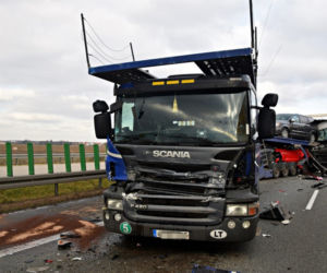 Poważny wypadek na S8 - 3 ciężarówki