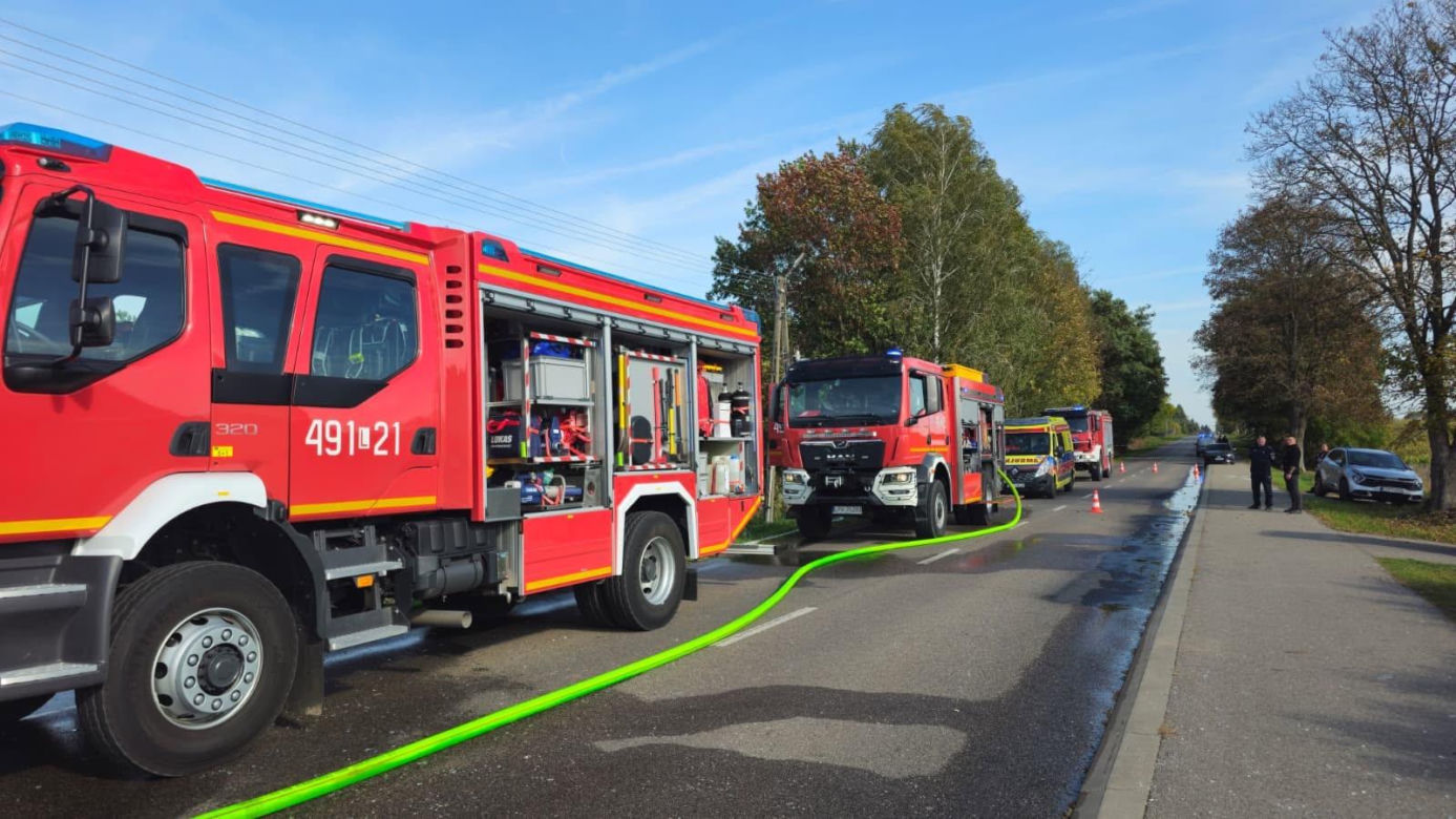 Miłków-Kolonia. Dom runął po wybuchu. Zginął 75-latek, jego żony i syna nie było w środku