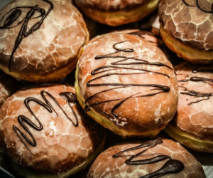 Ile kosztują pączki: Biedronka, Auchan, Lidl... Ceny pączków w łódzkich marketach