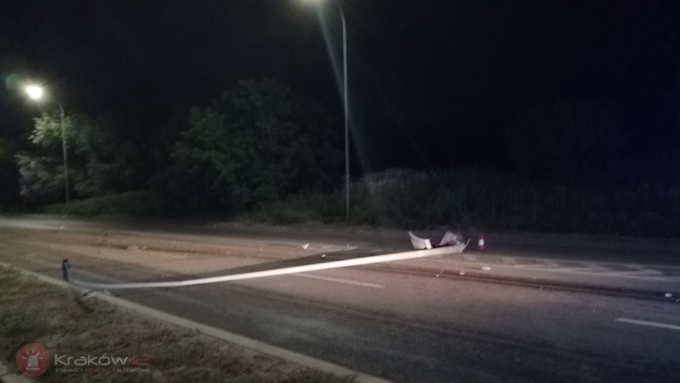 Kraków: Nocny wypadek na Powstańców Śląskich