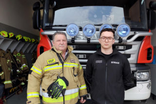 Naczelnik OSP zginął, jadąc na akcję. Trzy małe dziewczynki zostały bez taty