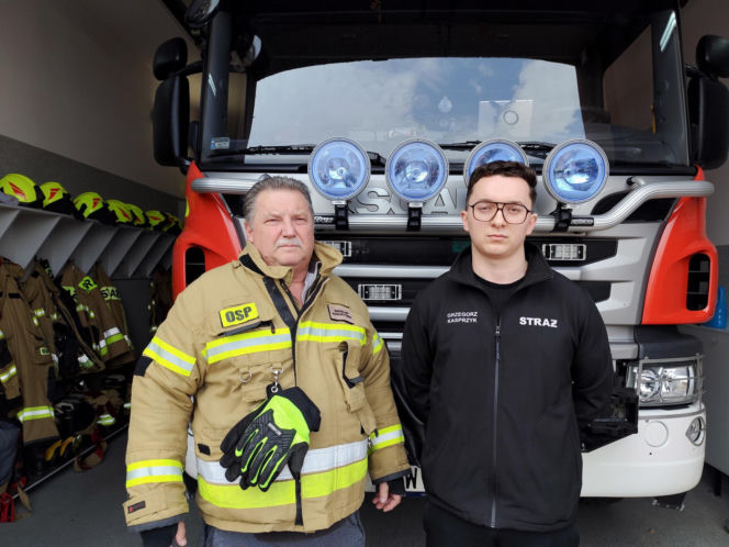 Naczelnik OSP zginął, jadąc na akcję. Trzy małe dziewczynki zostały bez taty