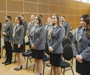 Sprawiedliwi - Wydział Kryminalny, odcinek 995: Rosa stara się pomóc Głowackiemu, który ciężko znosi pobyt w areszcie