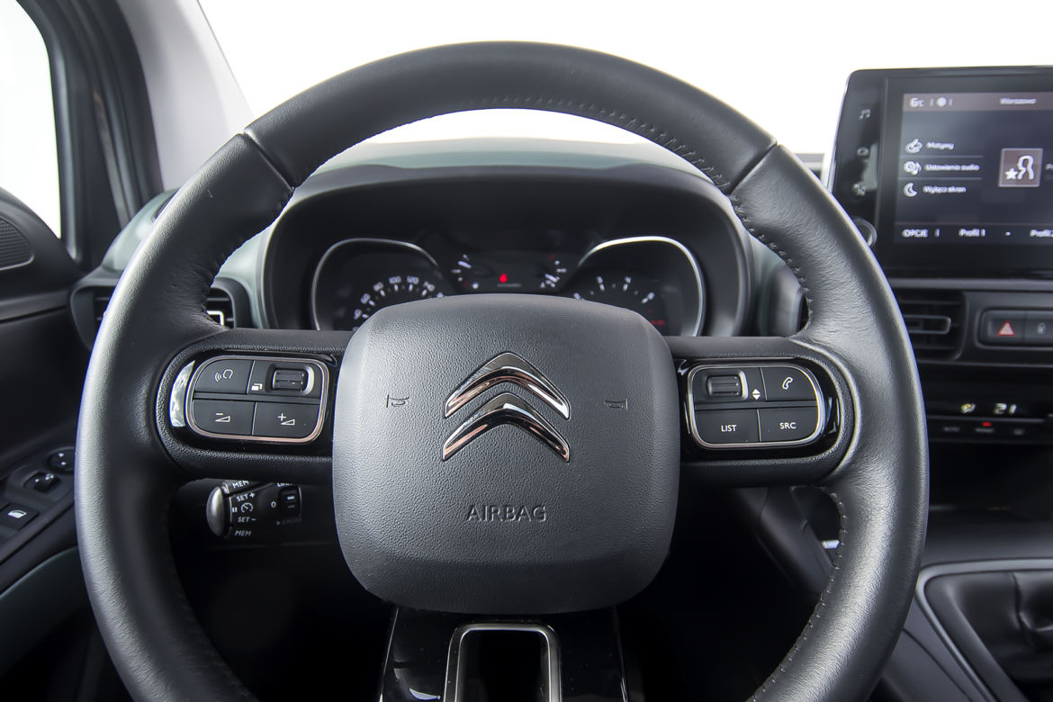 Citroen Berlingo Shine 1.5 BlueHDI 130 KM 6MT
