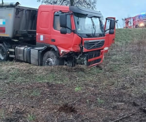 Wypadek śmiertelny w Horodniance. Kierowca opla zginął na miejscu [ZDJĘCIA]