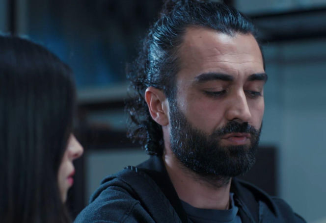 "Dziedzictwo", odcinek 839: Ferit w pojedynkę stawia czoła gangsterom i w ogniu walki zostaje bez amunicji