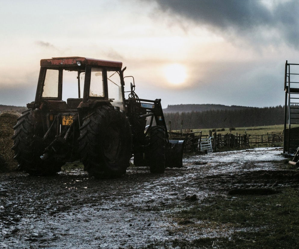 traktor zima