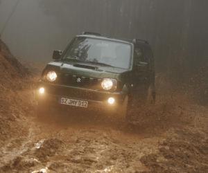 Suzuki Jimny 2013