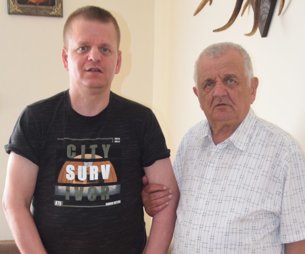 Korczowa: 80-letni ojciec musi opiekować się synem. Potrzebują WSPARCIA! [WIDEO, GALERIA]