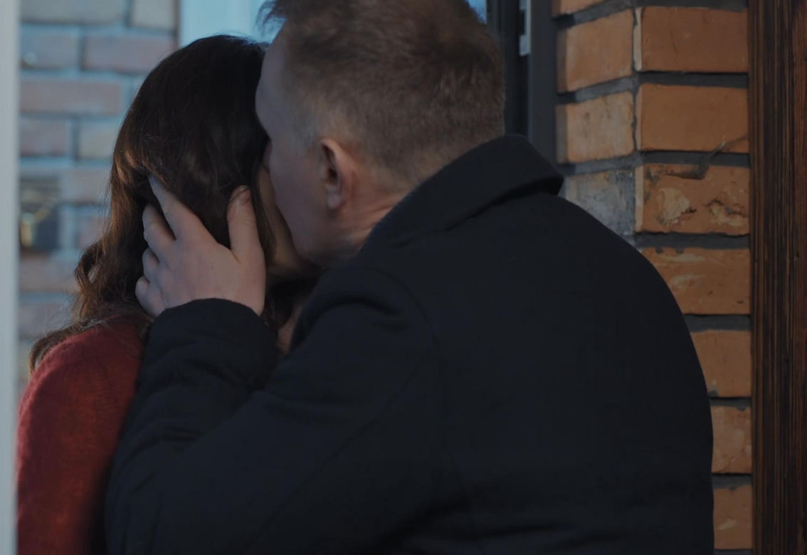 M jak miłość. Joanna (Dominika Sakowicz), Artur (Robert Moskwa)