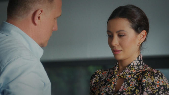 M jak miłość odc. 1920. Artur Rogowski (Robert Moskwa), Joanna (Dominika Sakowicz)