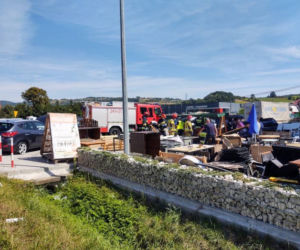 Nowy Sącz. Wypadek na ul. Tarnowskiej. Dzieci wśród poszkodowanych, trzy osoby w szpitalu [ZDJĘCIA]