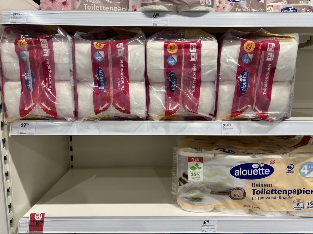 4-warstwowy papier toaletowy Alouette 16 rolek za 29,99 zł
