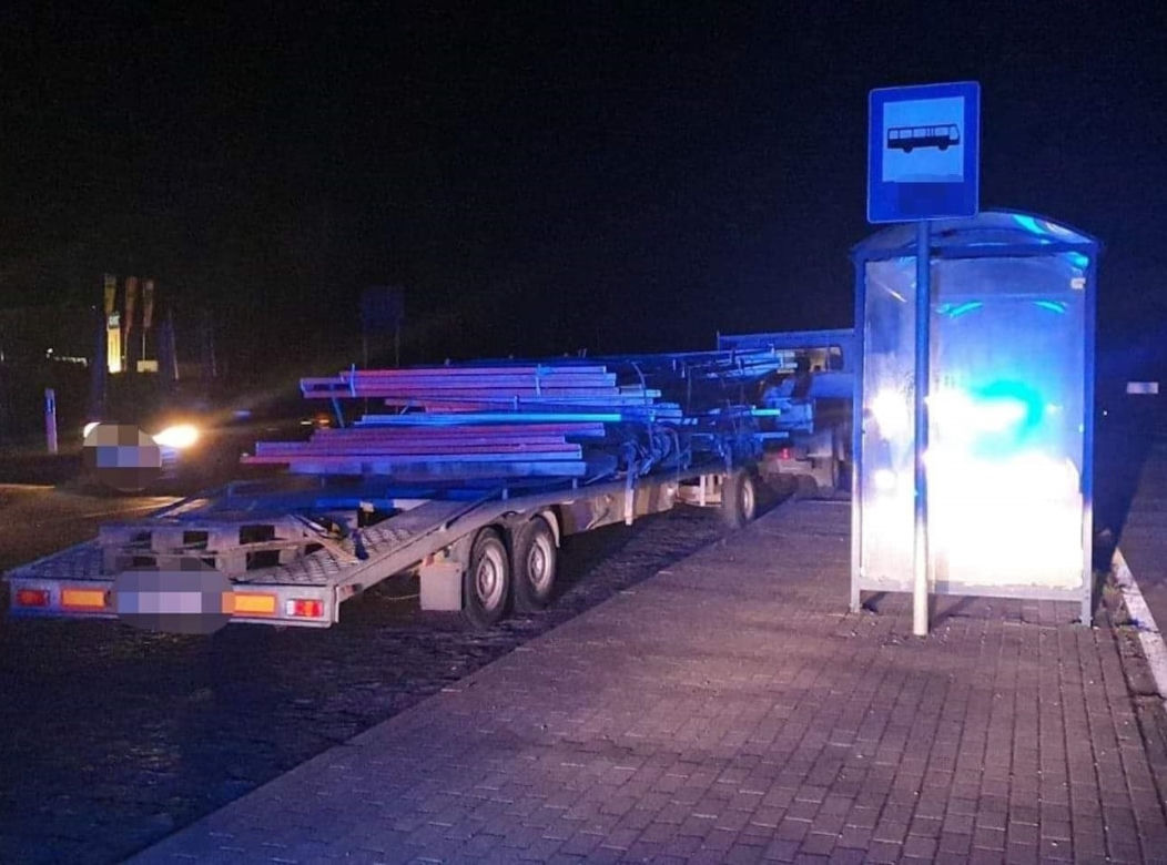 Białystok. Kierowca zadzwonił na policję. Szybka interwencja drogówki [ZDJĘCIA]